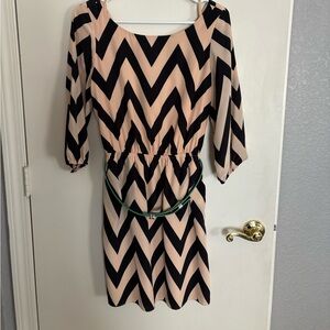Gianni Bini Black and Cream Chevron Long Sleeve Dress